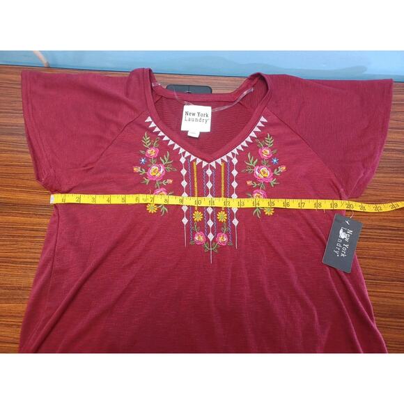 NEW YORK LAUNDRY Short Sleeve Embroidered Floral Top Womens Size Large NWT - Picture 4 of 6